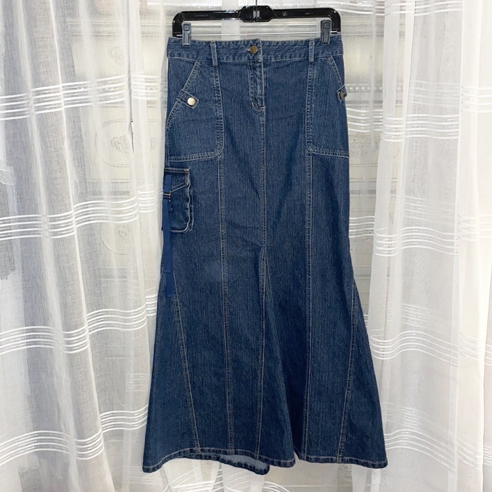 I paid $395 from Bloomingdale’s has stretch size 4